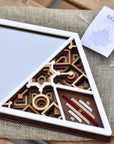 Mar'a: wall-mounted mirror