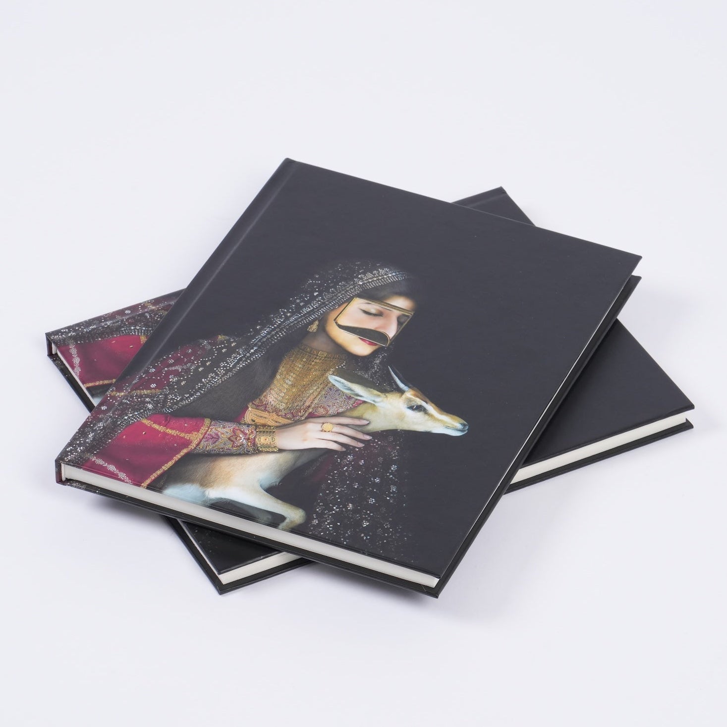 My Store Gazelle Collection sketchbook with blank pages, featuring a stylish cover design for drawing and note-taking.
