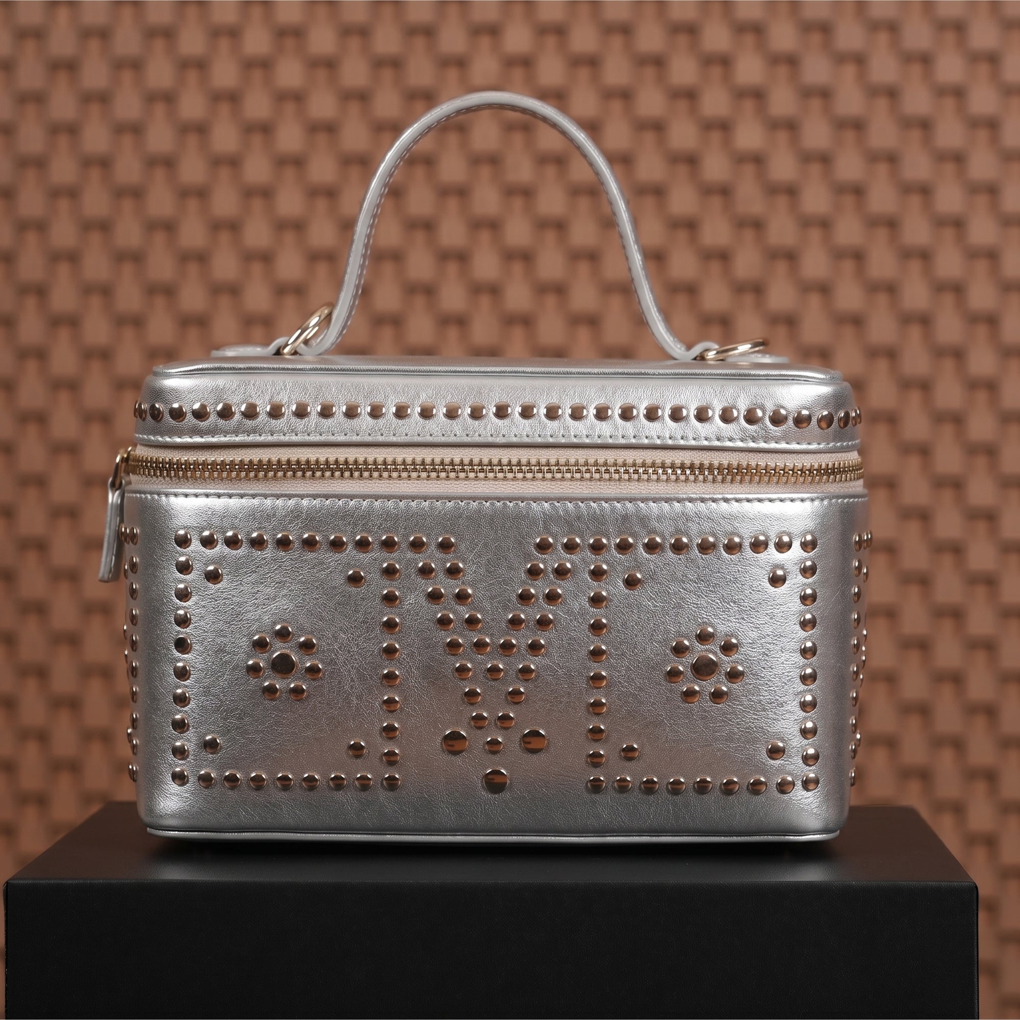 Mandoos Leather Bag - Small