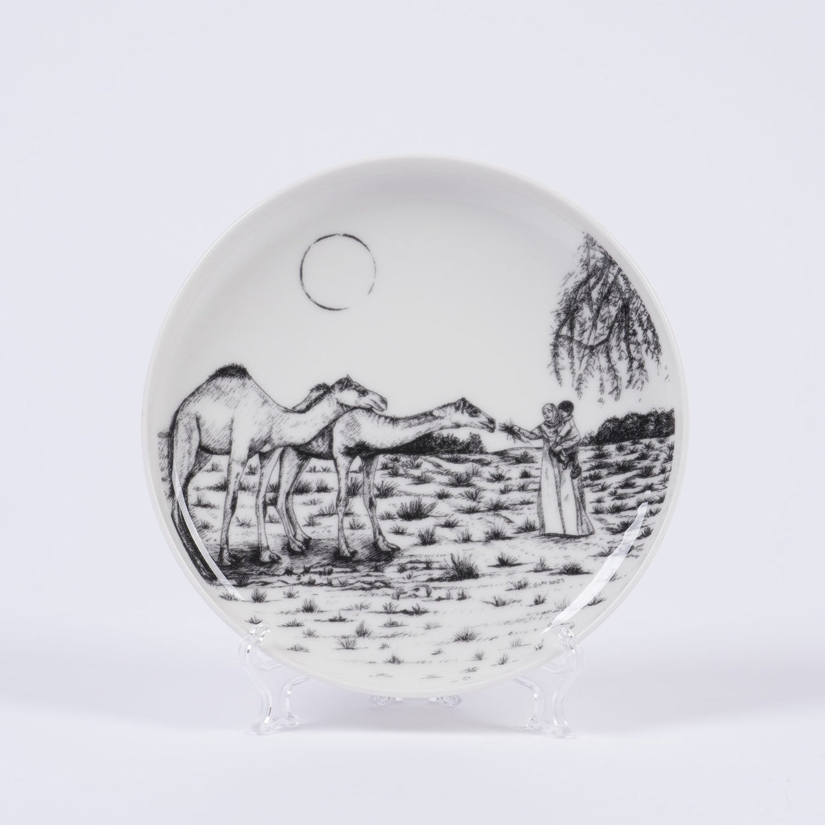 UAE Collection Single Small Plate by Gerbou – Connection design, camels and a herder in the desert