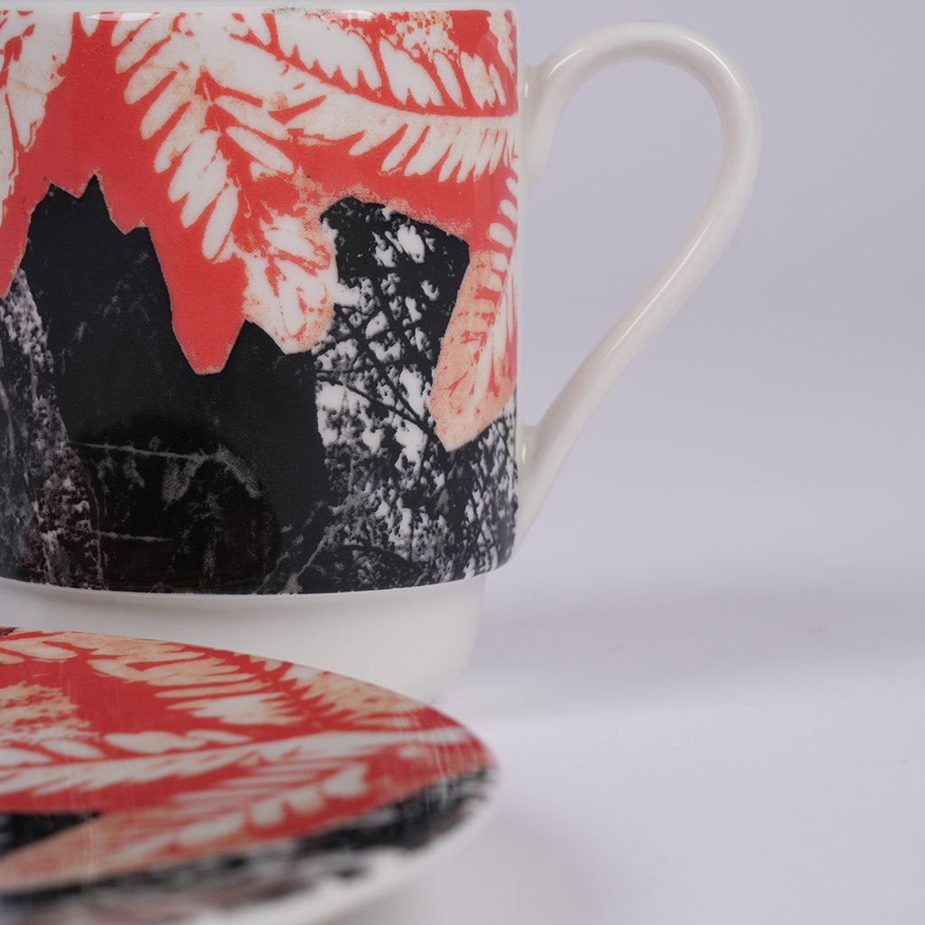 Ceramic mug and serving plate set with Moza Al Falasi artwork from the Unfolding exhibition (view 4)